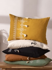 Furn Pritta 100% Cotton Embroidered Tasselled Cushion - Изображение 1 из 6