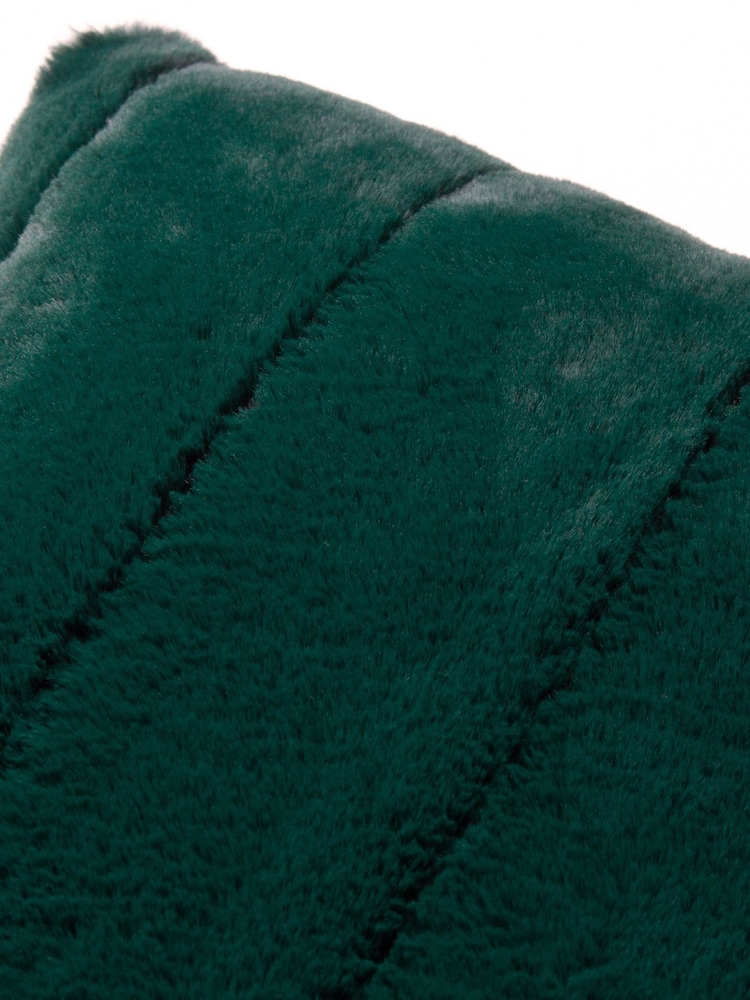 Riva Paoletti 45 x 45cm Empress Faux Fur Cushion - Image 4 of 6