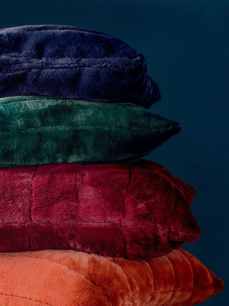 Riva Paoletti 45 x 45cm Empress Faux Fur Cushion - Image 5 of 6