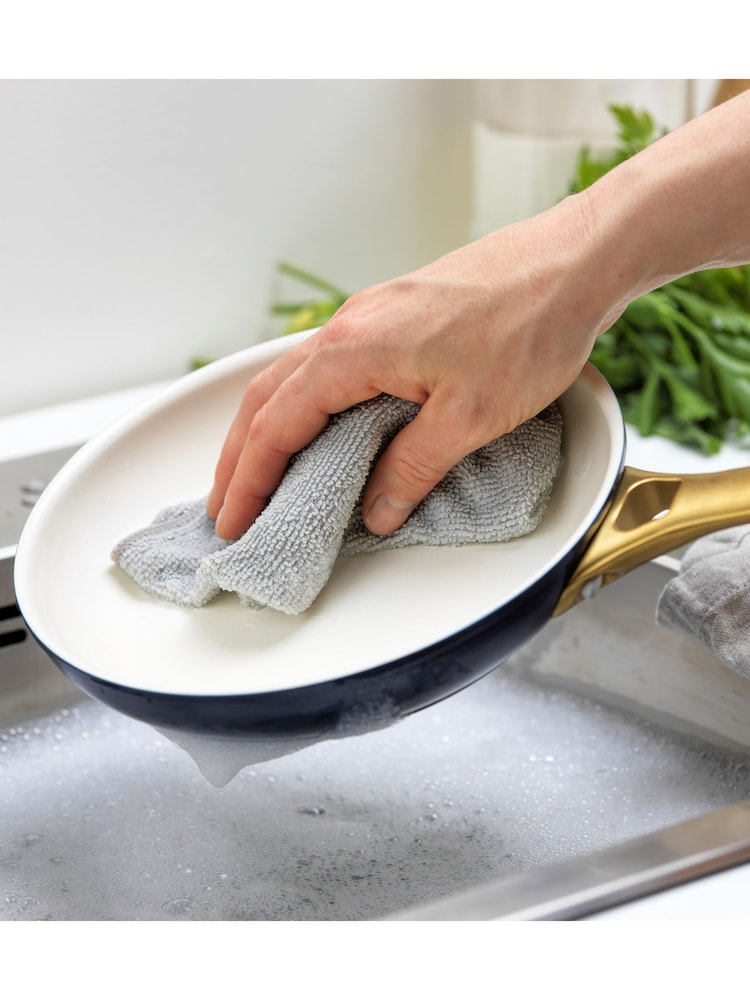 Green Pan Oxford Blue 2 Piece Padova Reserve Frypan Set 20cm & 26cm - Image 5 of 5 Green Pan Oxford Blue 2 Piece Padova Reserve Frypan Set 20cm & 26cm - Image 5 of 5