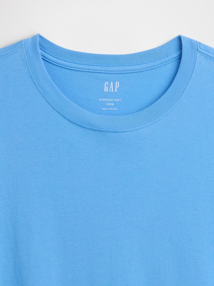 Gap Sky Blue Everyday Crew Neck Short Sleeve T-Shirt - Image 5 of 5 Gap Sky Blue Everyday Crew Neck Short Sleeve T-Shirt - Image 5 of 5