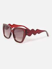 Oliver Bonas Red Berry Red Angled Wavy Arm Square Sunglasses - Image 2 of 5