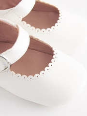 White Mary Jane Baby Shoes (0-24mths) - Image 3 of 5