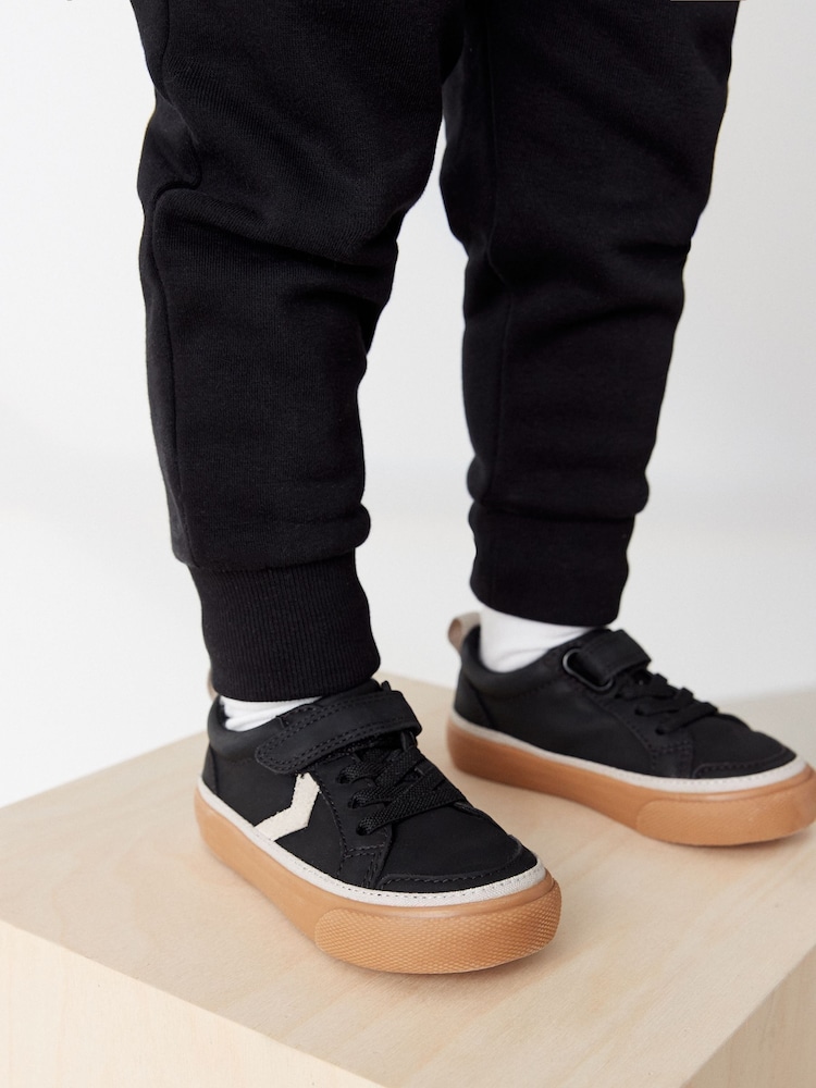 Black Standard Fit (F) Touch Fastening Chevron Trainers - Image 1 of 6