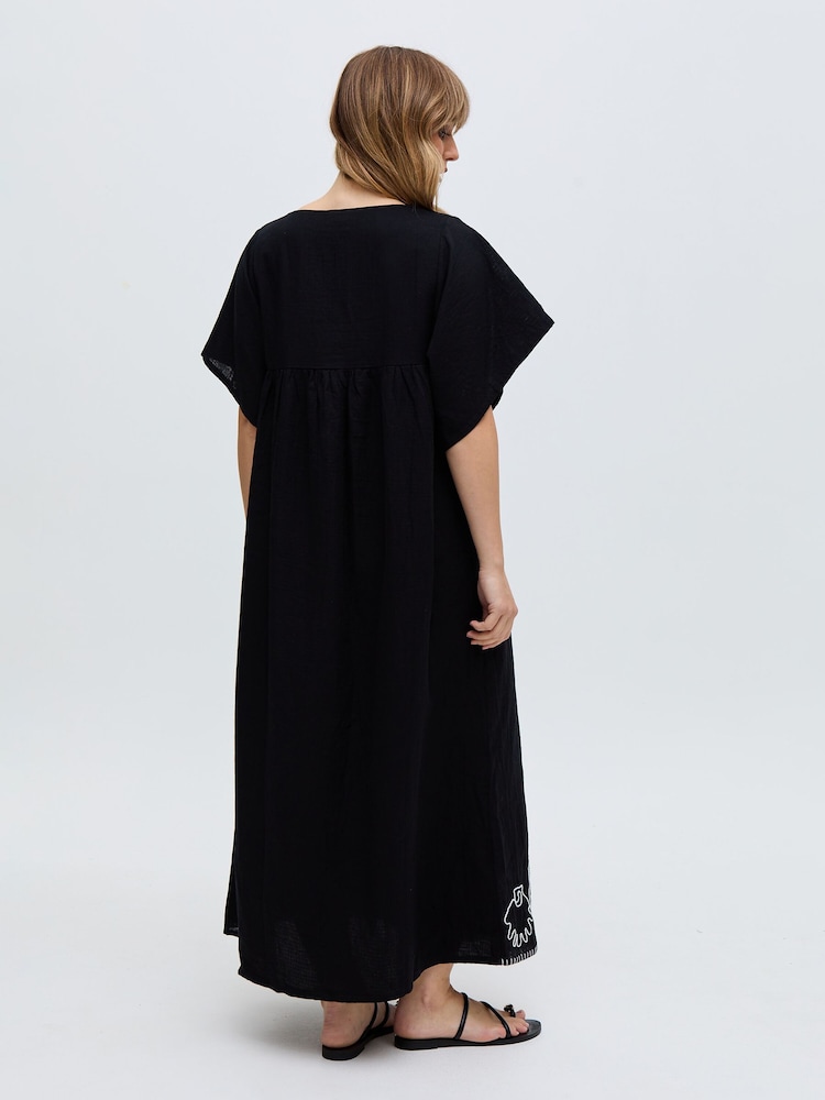 Raffya Black Candy Tabard Embroidered Hem Maxi Dress In - Image 2 of 4