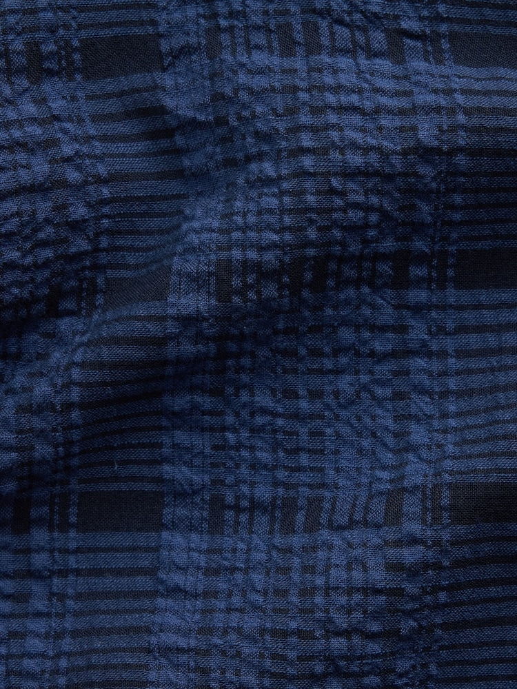 Gap Navy Blue Relaxed Straight-Hem Seersucker Shirt - Image 4 of 4 Gap Navy Blue Relaxed Straight-Hem Seersucker Shirt - Image 4 of 4