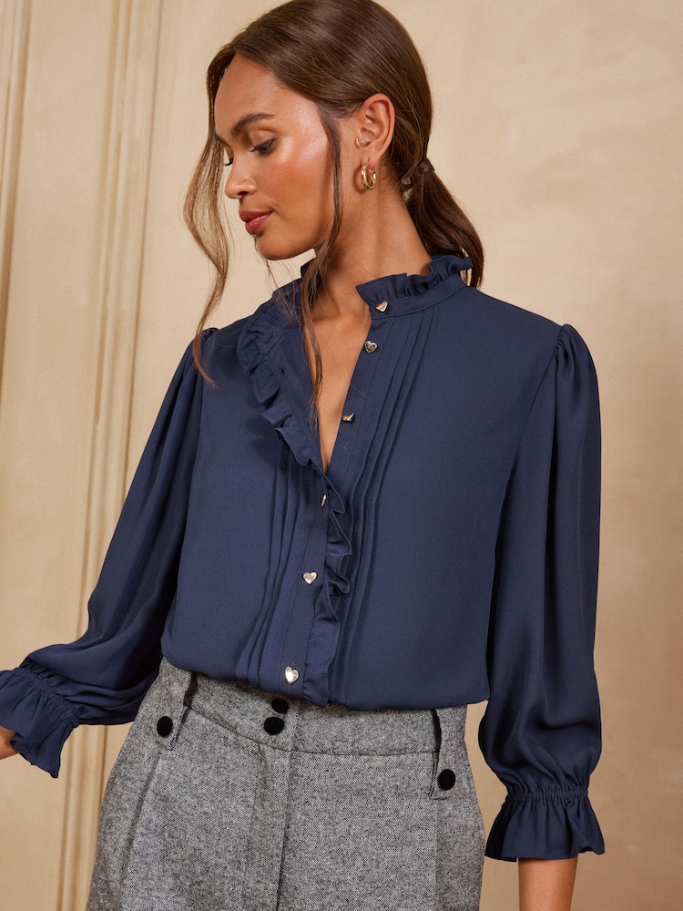 Love & Roses Ruffle 3/4 Sleeve Blouse - Attēls 1 no 4