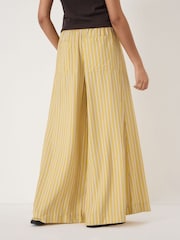 Dilaw - Hush Arwen Airflow Wide Leg Trousers - Larawan 3 ng 5