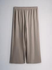 The Set 3 Pack Essentials Long Sleeve Pyjamas Dark Brown/Brown/Light Beige - Image 6 of 9