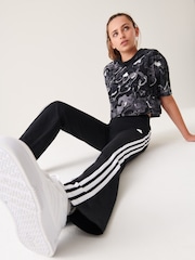 adidas Sportswear Future Icons Ausgestellte Leggings aus Baumwolle mit 3 Streifen - Bild 3 von 11