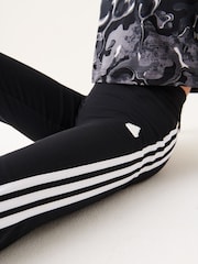 adidas Sportswear Future Icons Ausgestellte Leggings aus Baumwolle mit 3 Streifen - Bild 6 von 11