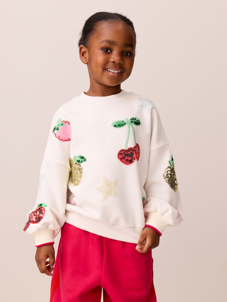 Cream and Pink Sequin Cherry - Little Bird Oversized Sweat Top & Barrel Joggers Set - Bild 2 von 5
