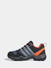 modra - adidas otroški pohodniški športni copati Terrex AX2R - Slika 2 iz 9