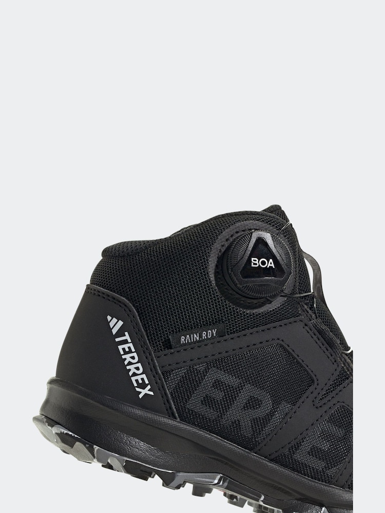 adidas Black Terrex Boa Mid Rain Hiking Boots - Image 8 of 9