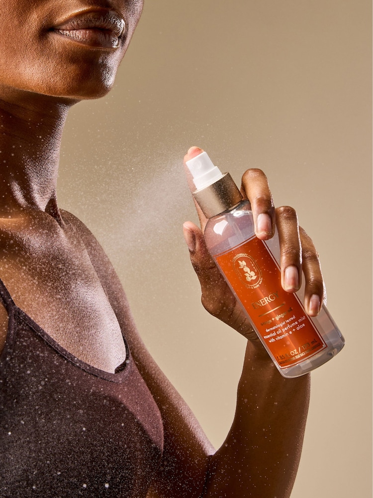 Bath & Body Works Orange Ginger Essential Oil Mist 177ml - Image 4 of 4 Bath & Body Works Orange Ginger Essential Oil Mist 177ml - Image 4 of 4