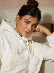 Threadbare White Oversized Teddy Fleece Blanket Hoodie - Image 4 of 5