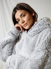 Threadbare Grey Oversized Fluffy Blanket Hoodie - Image 4 of 5