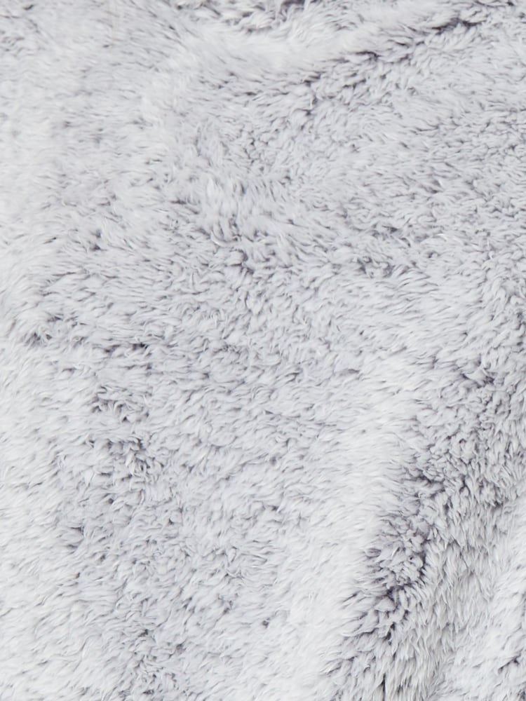 Threadbare Grey Oversized Fluffy Blanket Hoodie - Image 5 of 5