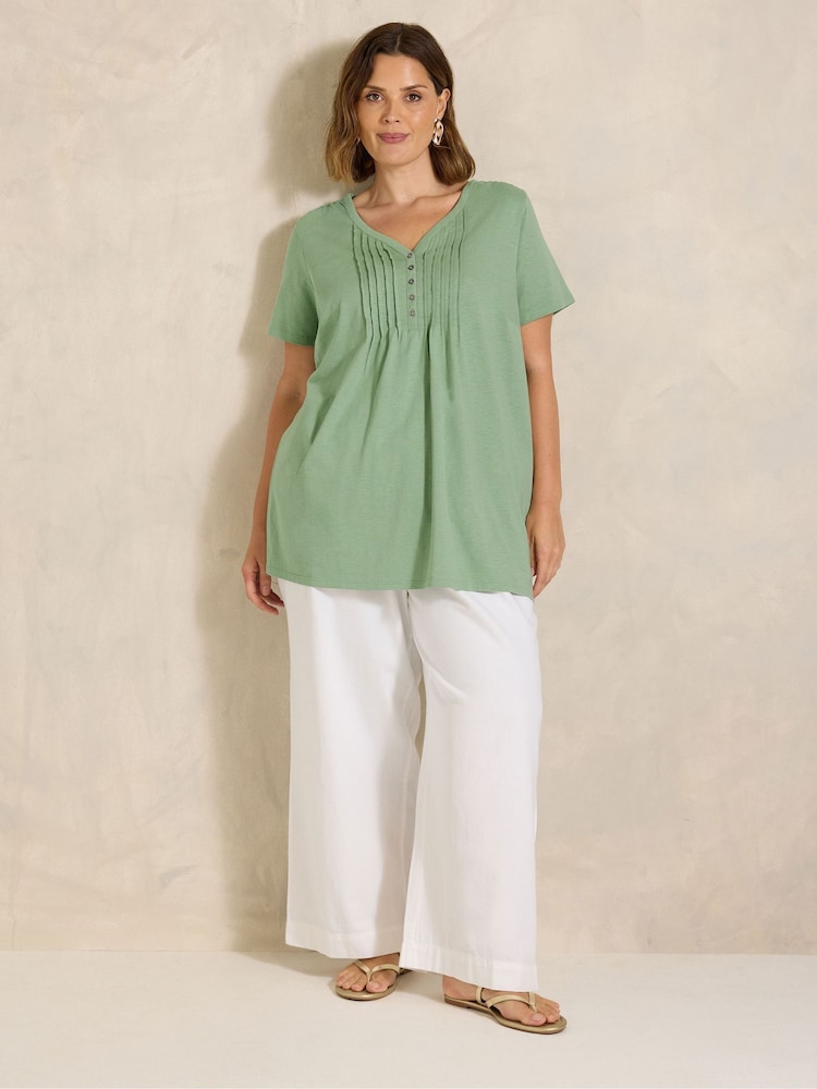 Evans Green Short Sleeve Henley Top - Image 2 of 5 Evans Green Short Sleeve Henley Top - Image 2 of 5