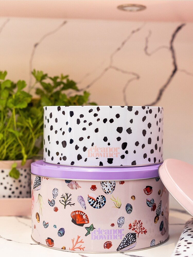 Eleanor Bowmer Set of 2 Shells & Dalmation Cake Tins - Image 1 of 3