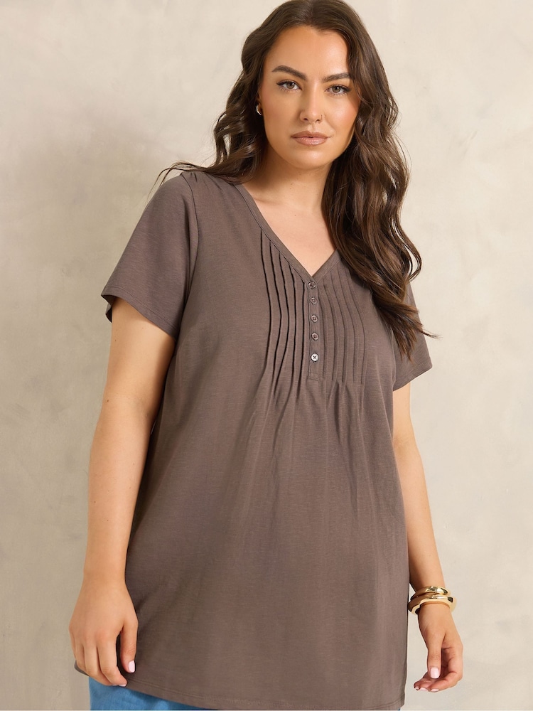 Evans Brown Short Sleeve Henley Top - Image 1 of 5 Evans Brown Short Sleeve Henley Top - Image 1 of 5