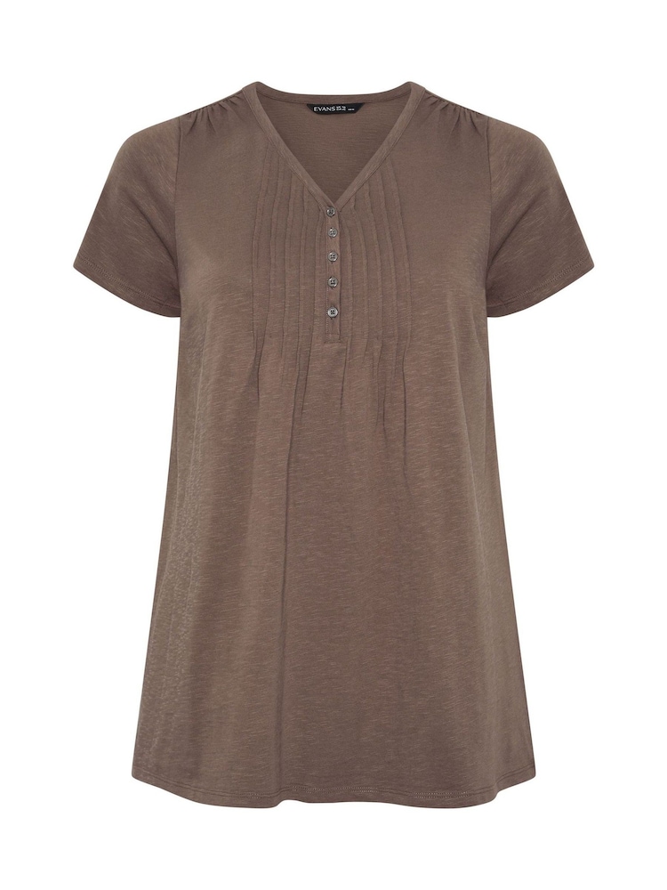 Evans Brown Short Sleeve Henley Top - Image 5 of 5 Evans Brown Short Sleeve Henley Top - Image 5 of 5