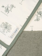 Mary Berry White Flowers Double Oven 100% Cotton Gloves - Image 4 of 4