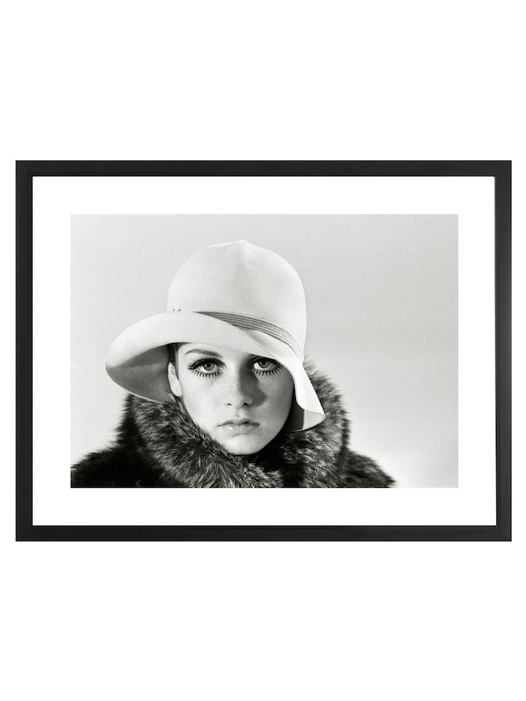 Brookpace Lascelles Black Twiggy Pose Framed Wall Art - Image 2 of 3