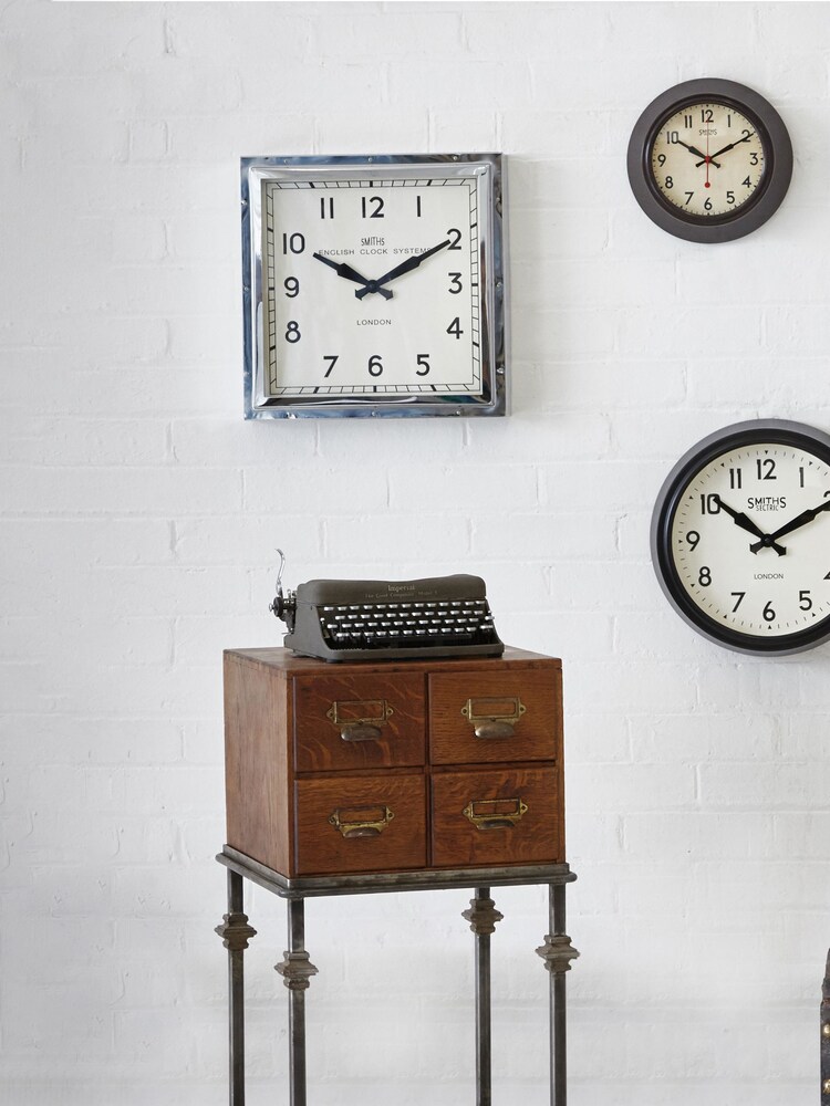 Brookpace Lascelles Chrome Large Chrome Smiths Square Clock - Image 1 of 4