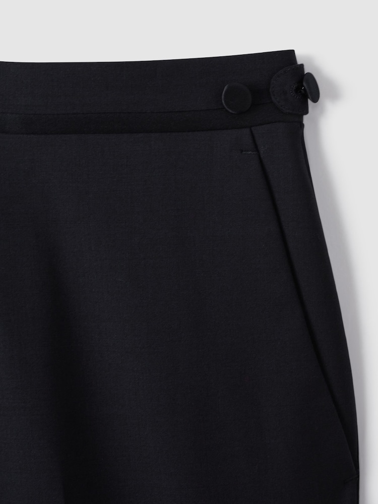 Pantalones de esmoquin de corte moderno Poker de Reiss - Imagen 8 de 8