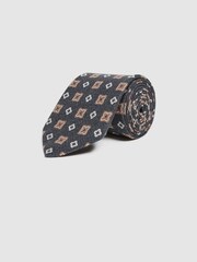 Reiss Indigo Amalfi Medallion Printed Silk Tie - Image 2 of 4