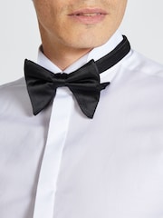 MOSS White Slim Fit Wing Collar Concealed Placket 100% Cotton Dress Shirt - Image 2 of 5