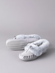 Lakeland Leather Light Grey Ladies Sheepskin Moccasin Slippers - Image 2 of 3