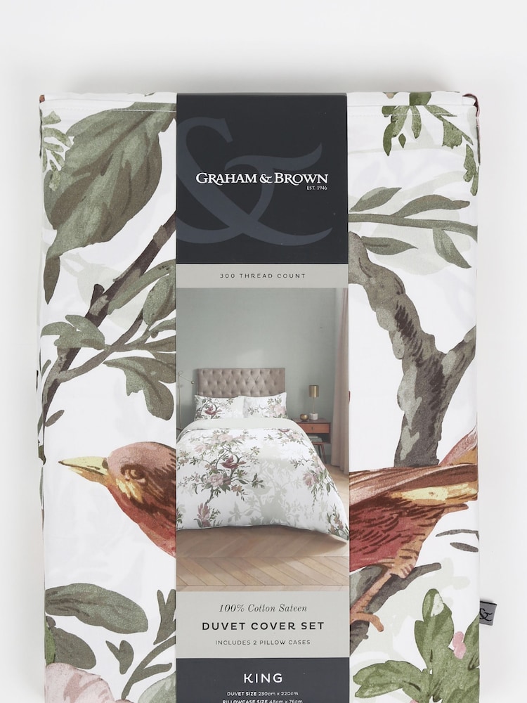 Graham & Brown Sage Green Venetian 100% Cotton Duvet Cover and Pillowcase Set - Image 5 of 5