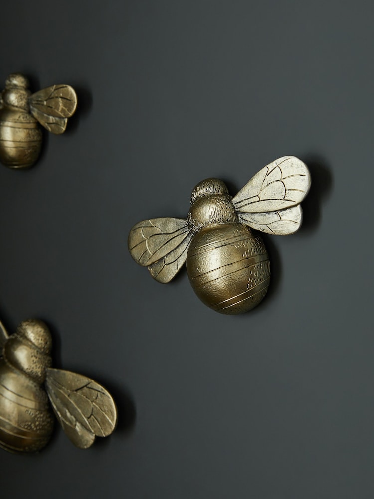 Set of 3 Bee Wall Plaque - Image 3 of 6