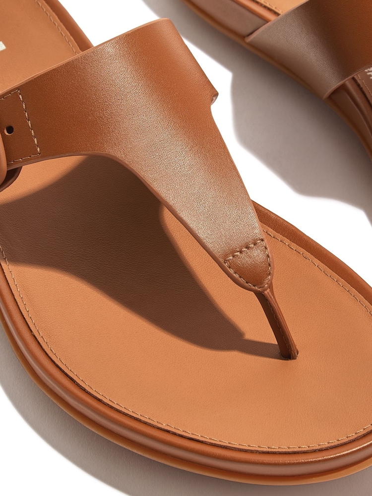 FitFlop Natural Gracie Rubber-Buckle Leather Toe-Post Sandals - Image 4 of 4