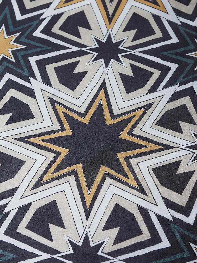 Matthew Williamson Black Riad Stars Cotton Duvet Cover and Pillowcase Set - Image 4 of 4