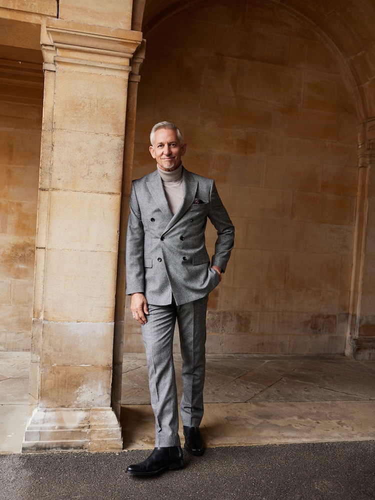 Grey Double Breasted Signature EA Matthews British Fabric Check Suit Jacket - Image 4 of 15