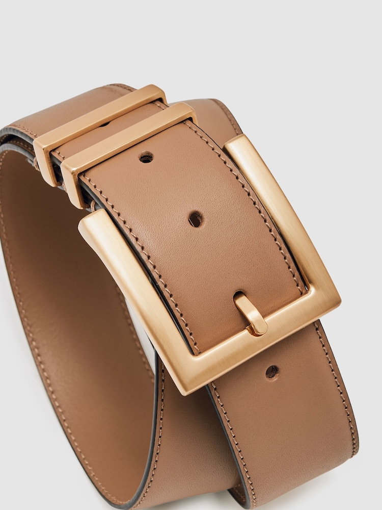 Reiss Camel/Taupe Brompton Leather Square Buckle Belt - Image 5 of 5 Reiss Camel/Taupe Brompton Leather Square Buckle Belt - Image 5 of 5