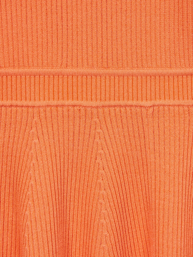 Vestido de punto ajustado con de vuelo Clare de Reiss - Imagen 7 de 7