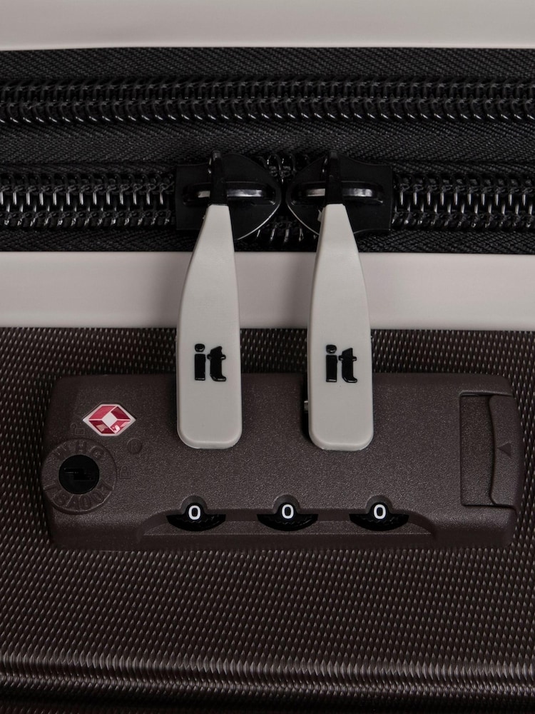 IT Luggage Protect Hardside Underseat Case - Image 4 of 4