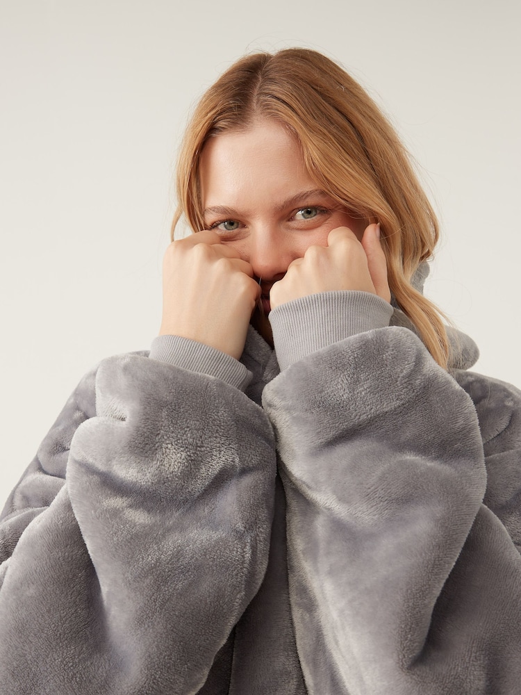 Ony Soft Cosy Fleece Extra Thick Oversized Blanket Hoodie - Image 5 of 6