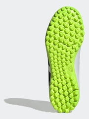 adidas White/Black Football Sport Kids Predator Accuracy.4 Turf Boots - Image 6 of 6