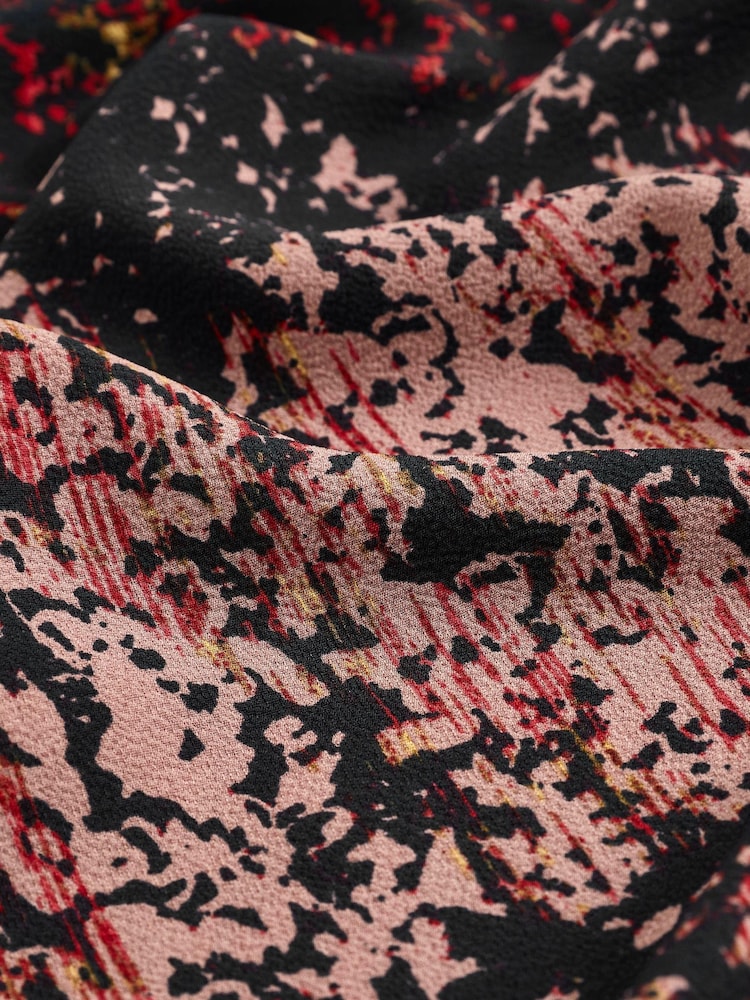 Red/Pink Floral Smudge Print Textured Long Sleeve Shirt with Pocket - Image 6 of 6