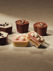 Hotel Chocolat 9 Piece Patisserie Dreamer Chocolate Gift Box - Image 3 of 3