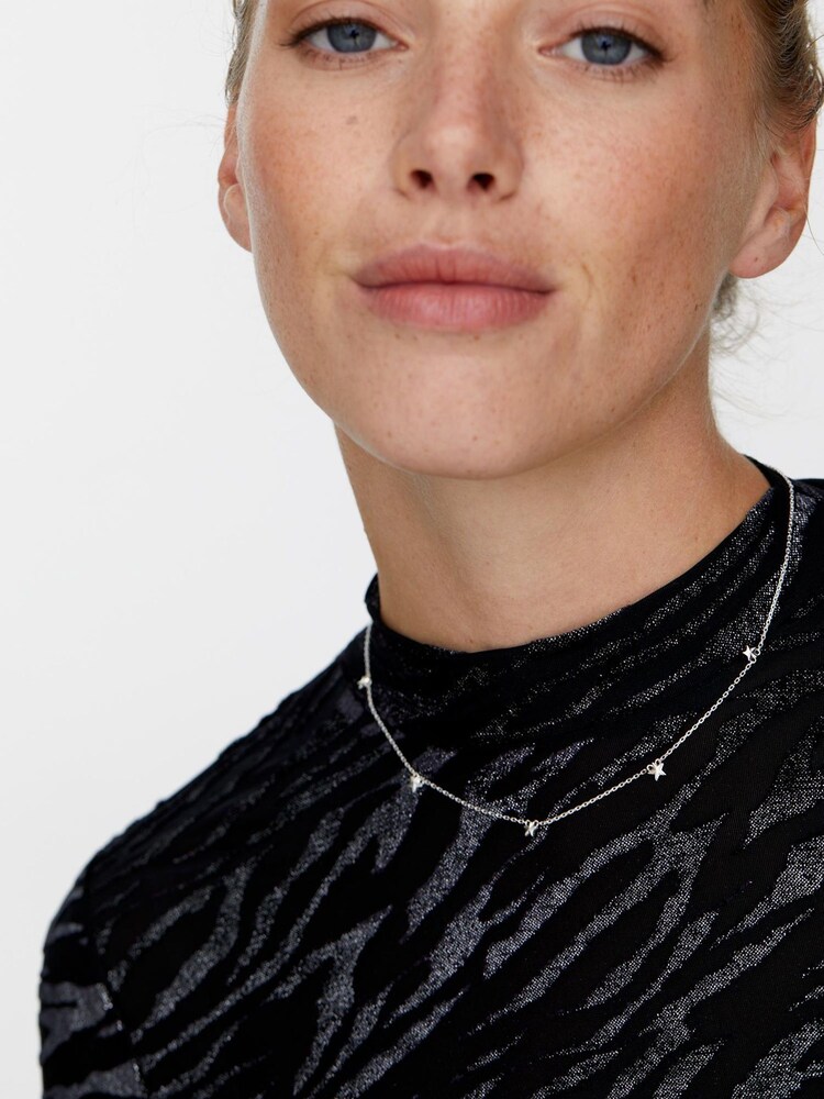 Oliver Bonas Silver Plated Zeke Star Detail Chain Necklace - Image 6 of 6 Oliver Bonas Silver Plated Zeke Star Detail Chain Necklace - Image 6 of 6