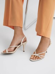 Белый - Босоножки на среднем каблуке с ремешками Reiss Clara - Изображение 3 из 6