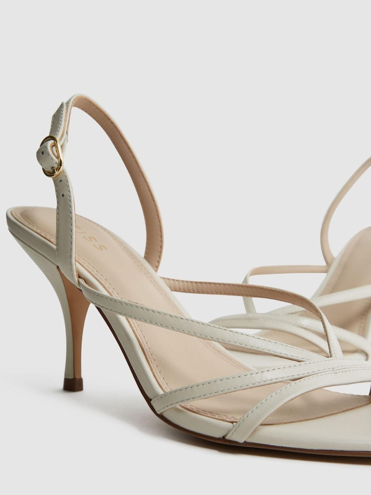 Белый - Босоножки на среднем каблуке с ремешками Reiss Clara - Изображение 6 из 6