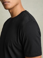 Negro - Camiseta de cuello redondo de algodón Bless de Reiss - Imagen 3 de 7