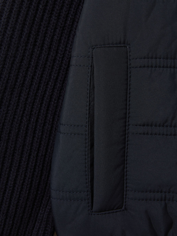 Reiss Navy Trainer 9-14 yrs Hybrid Zip Through Quilted Jacket - Image 3 of 7